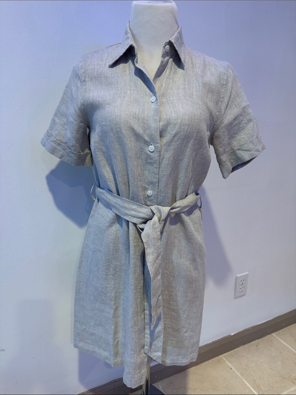 Wilfred Aritzia belted tan 100% linen short sleeve dress size XS
